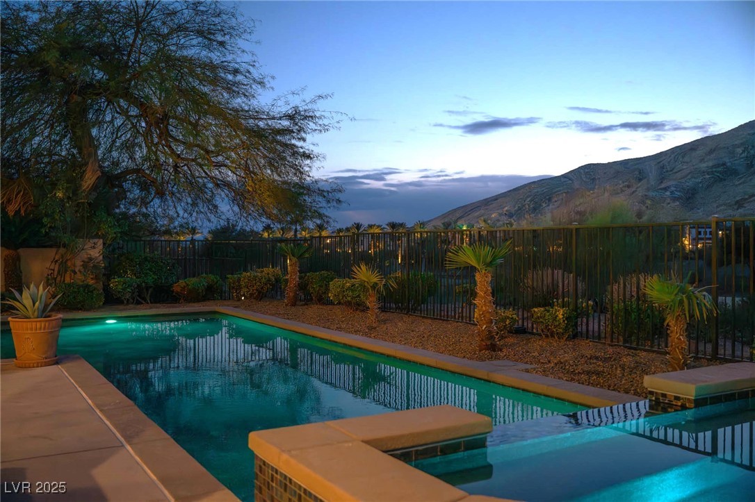 2475 Grassy Spring Place