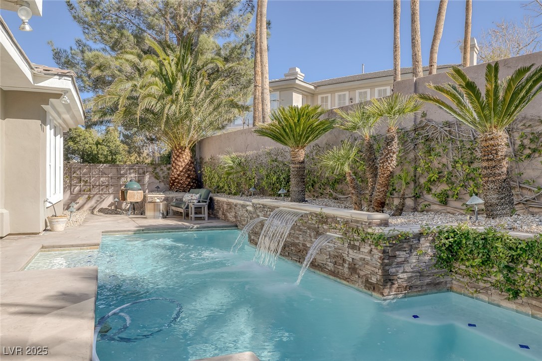 420 Pinnacle Heights Lane