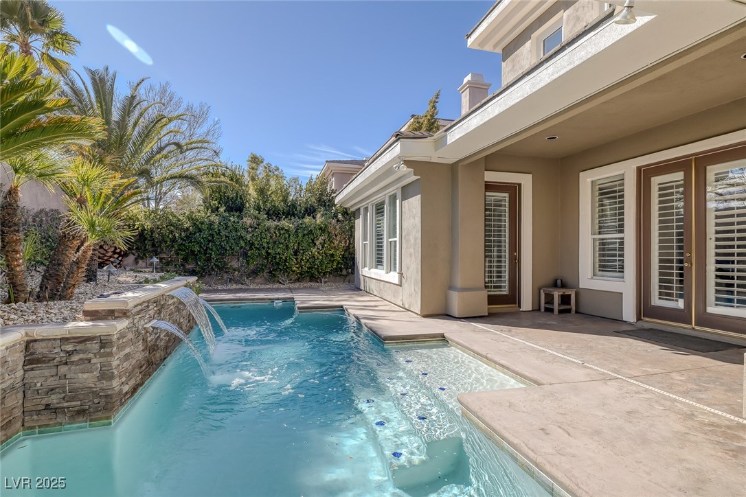 420 Pinnacle Heights Lane