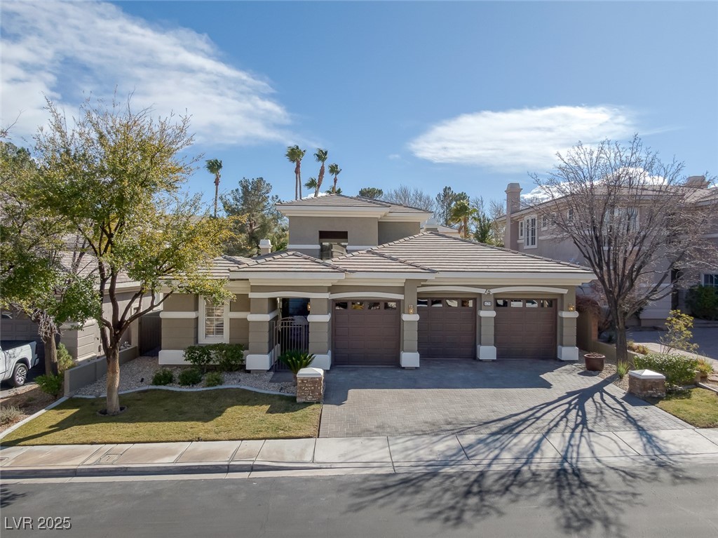 420 Pinnacle Heights Lane