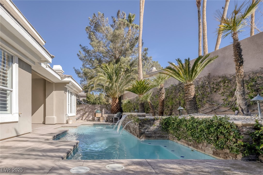 420 Pinnacle Heights Lane