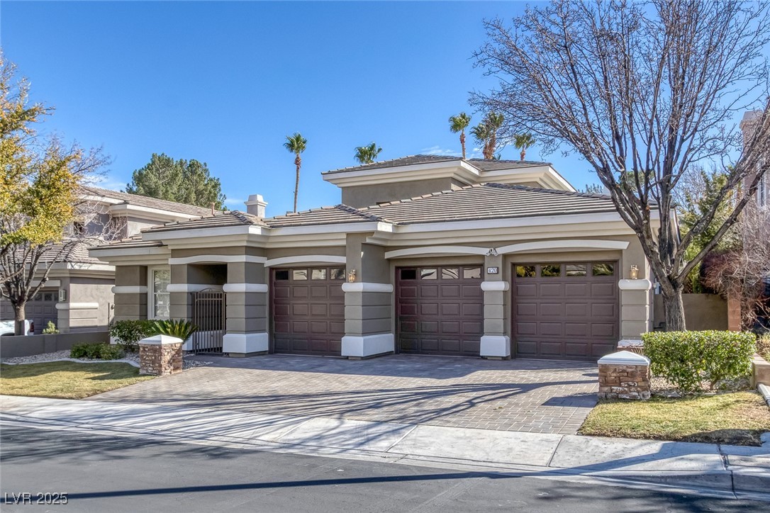 420 Pinnacle Heights Lane