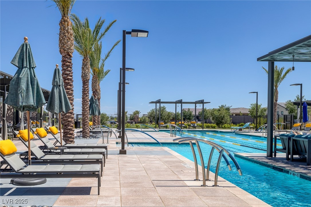 10065 Auburn Rose Avenue