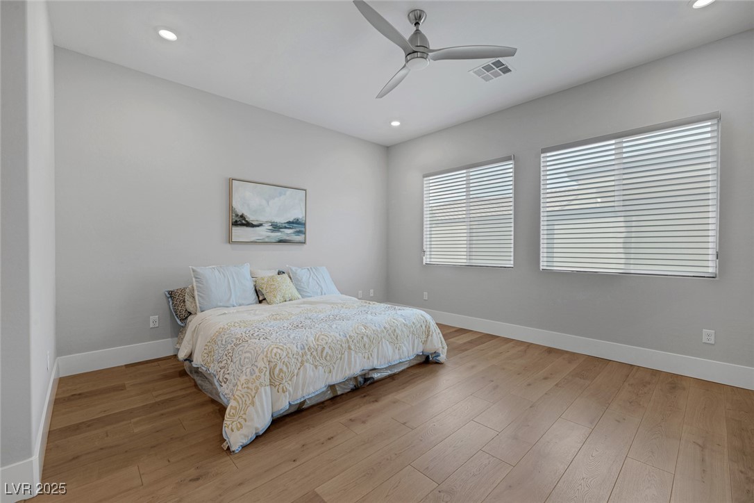 10065 Auburn Rose Avenue