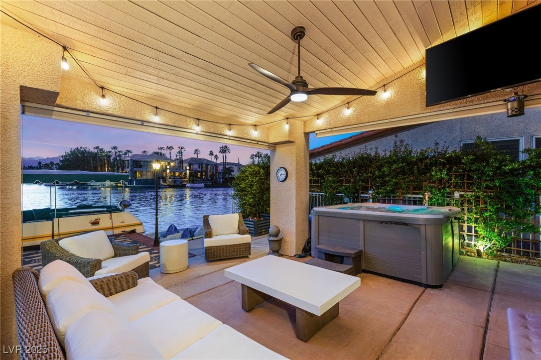 3173 Lido Isle Court