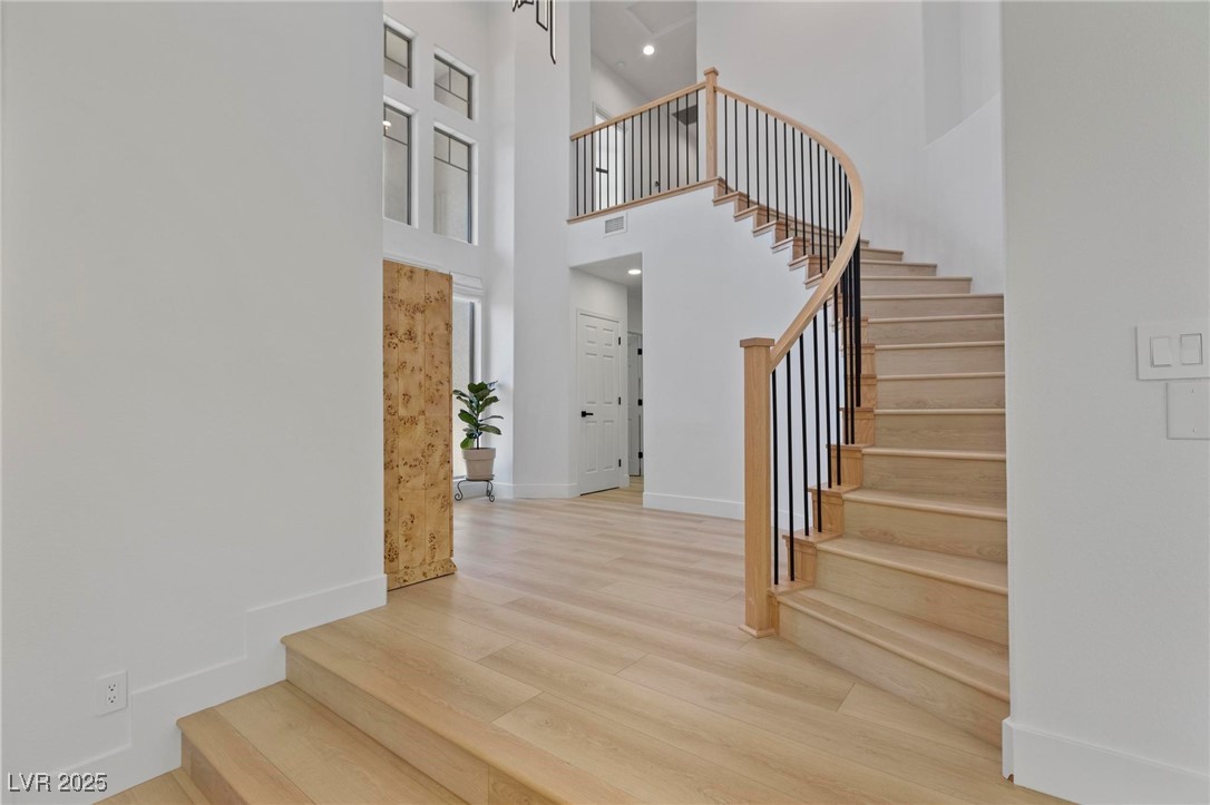 6 Perry Park Court