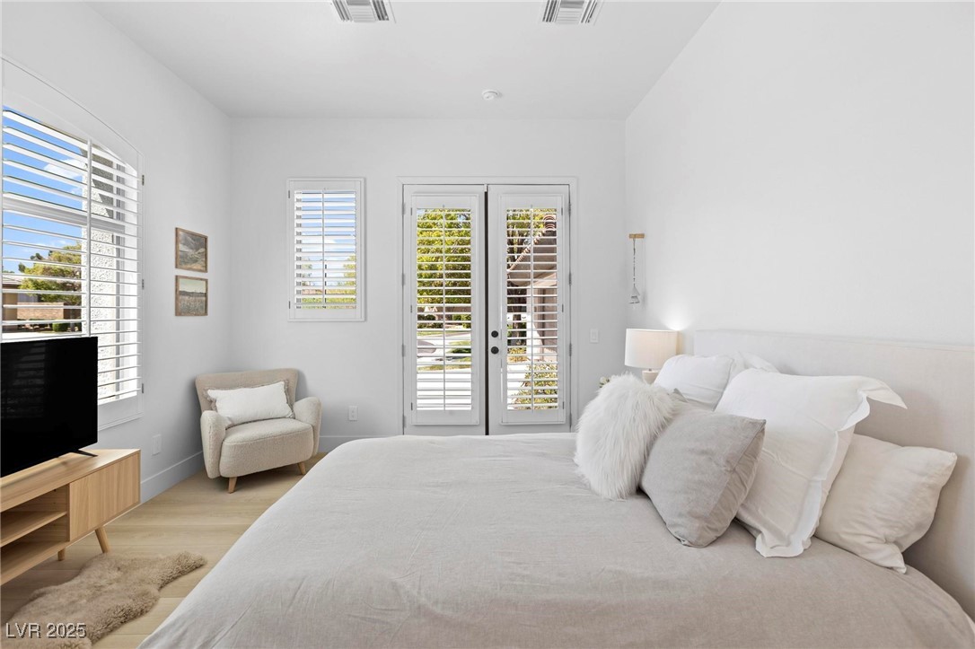 6 Perry Park Court