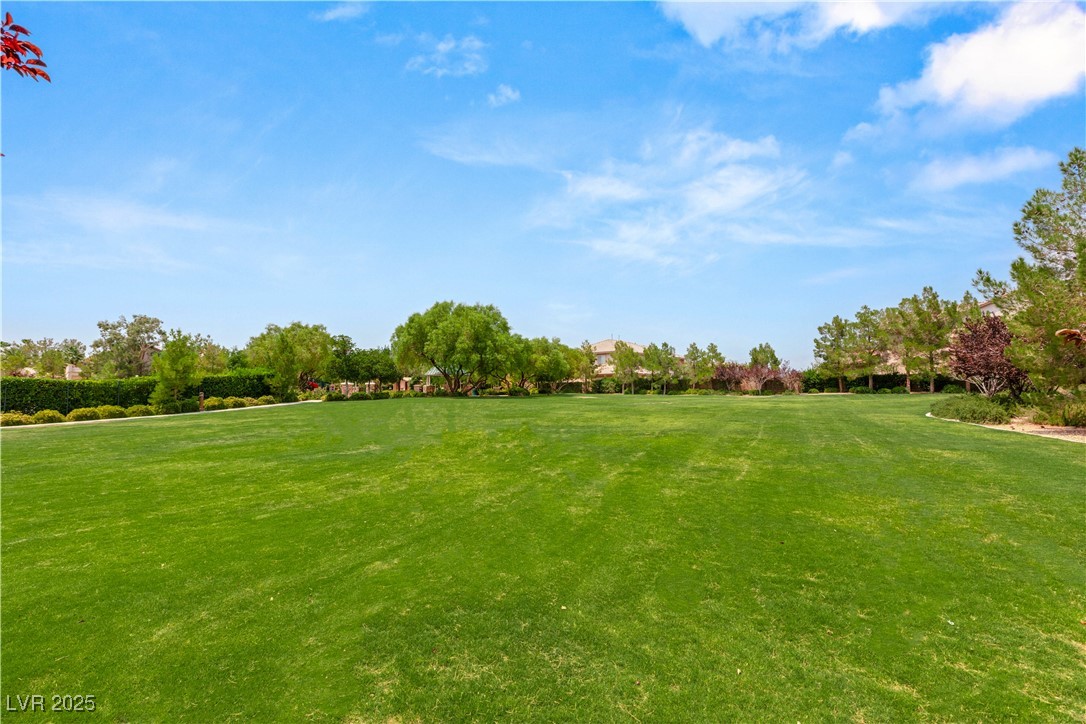 5405 San Bellasera Court