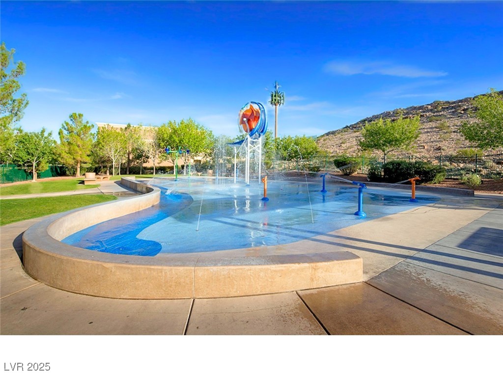 5405 San Bellasera Court