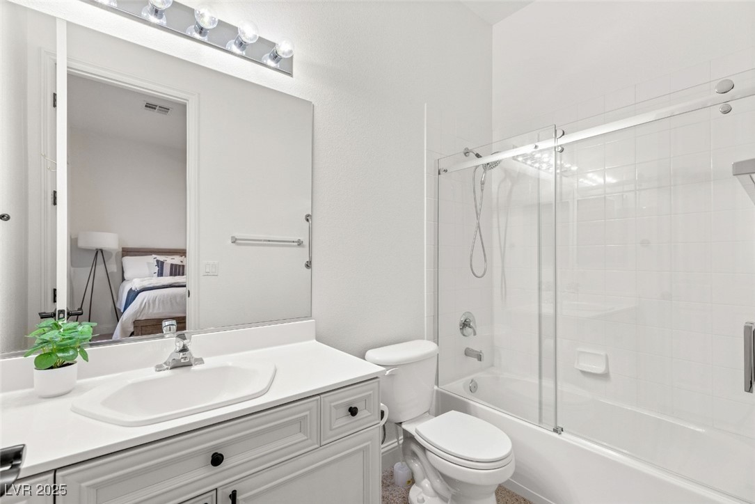 5405 San Bellasera Court