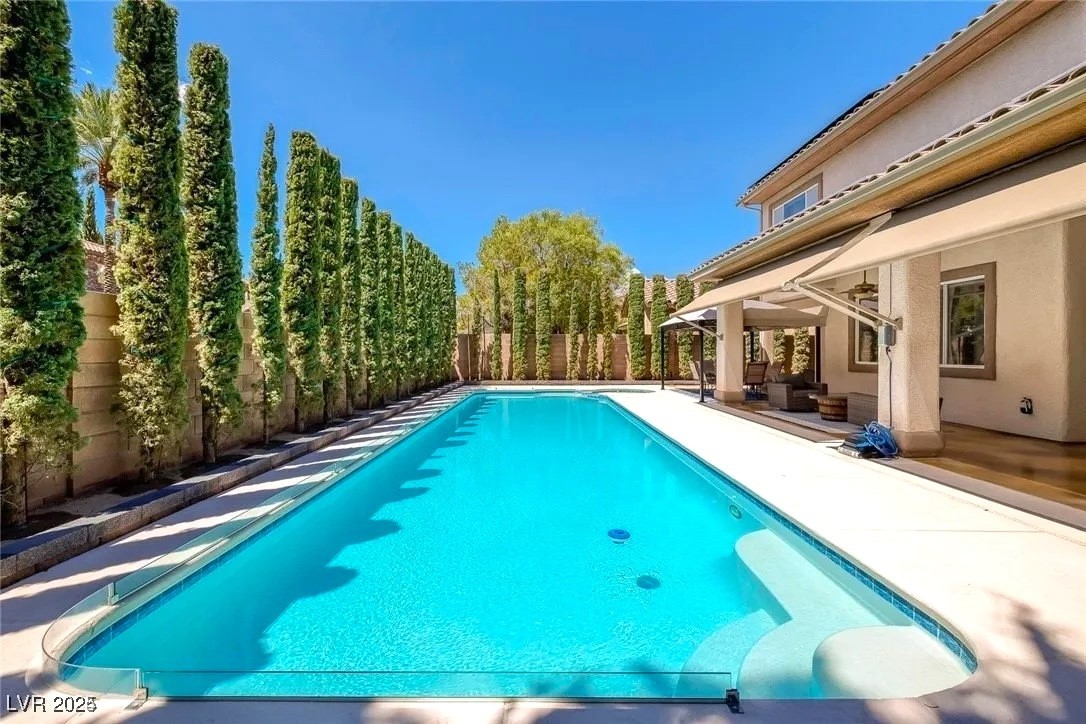 5405 San Bellasera Court