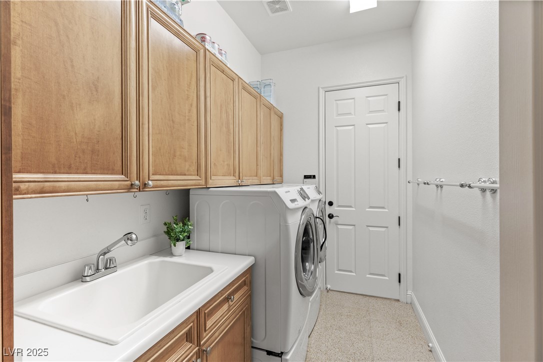 5405 San Bellasera Court