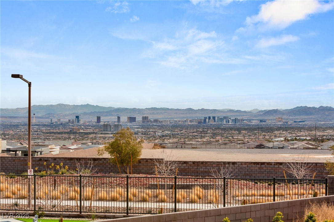 11943 Rockview Point Street