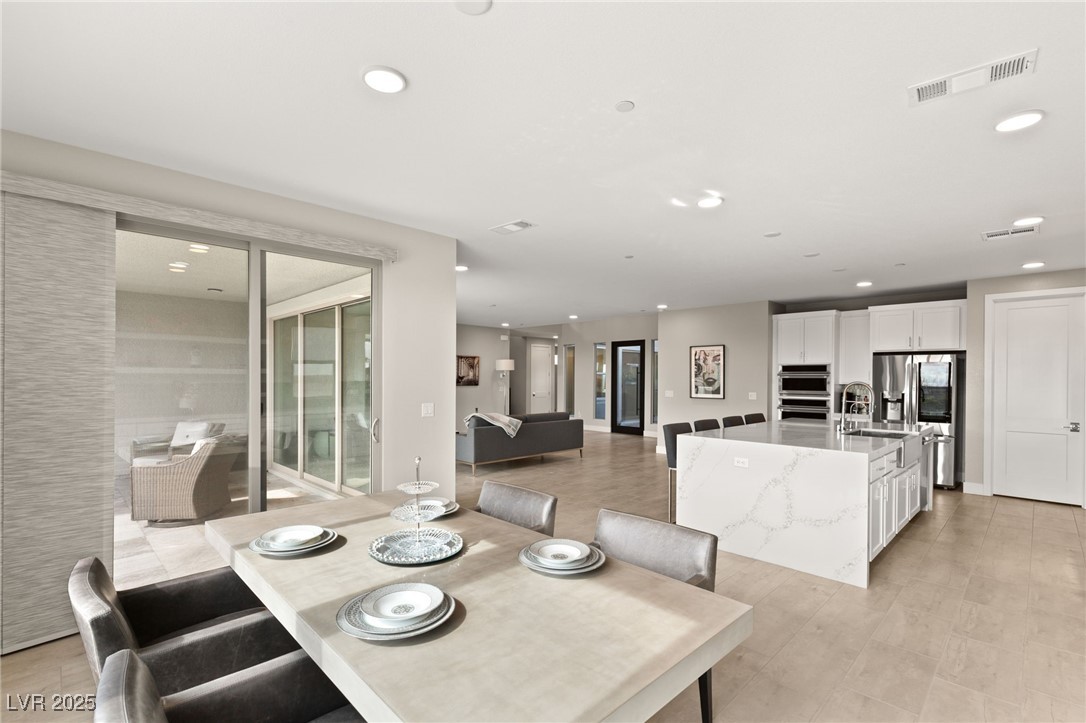 11943 Rockview Point Street