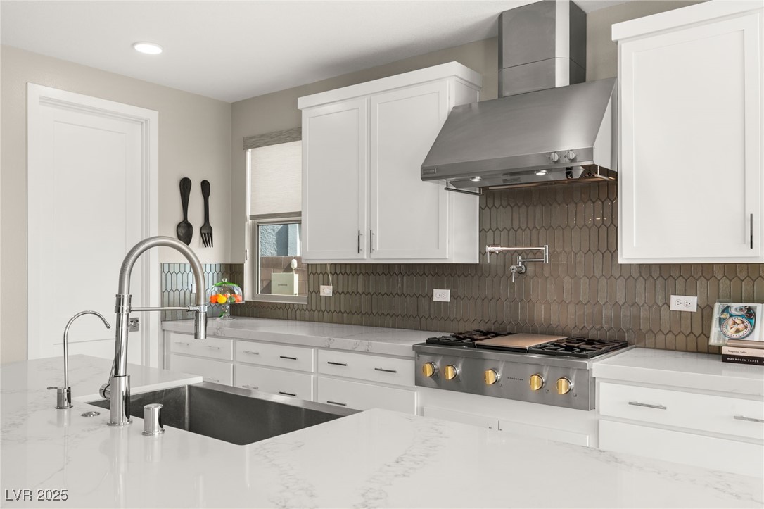 11943 Rockview Point Street