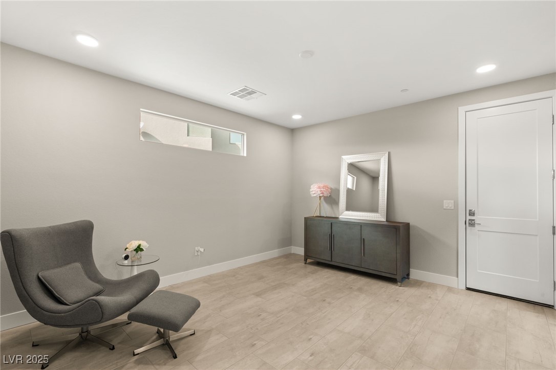 11943 Rockview Point Street