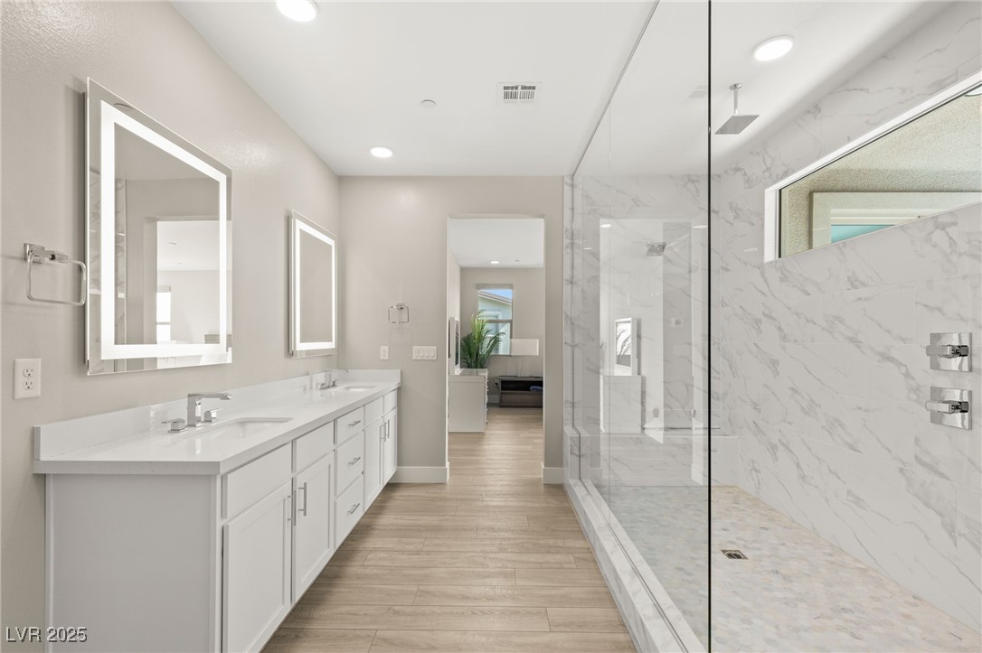 11943 Rockview Point Street