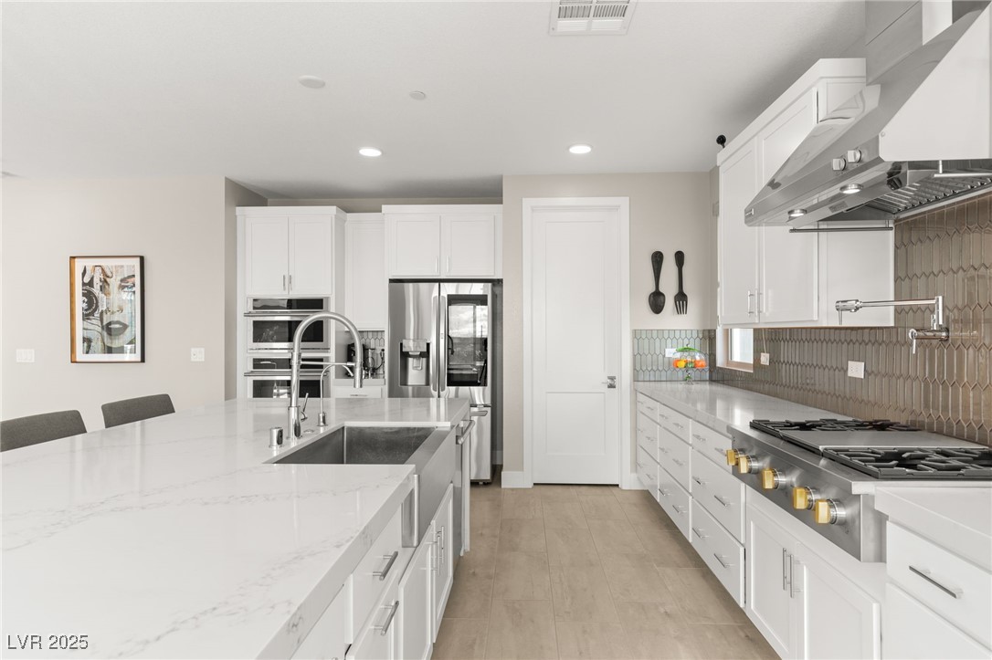 11943 Rockview Point Street