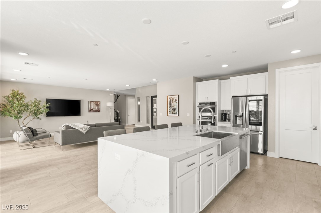 11943 Rockview Point Street