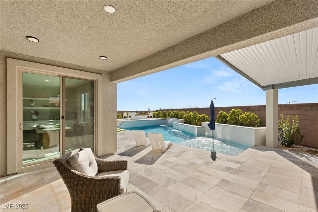 11943 Rockview Point Street