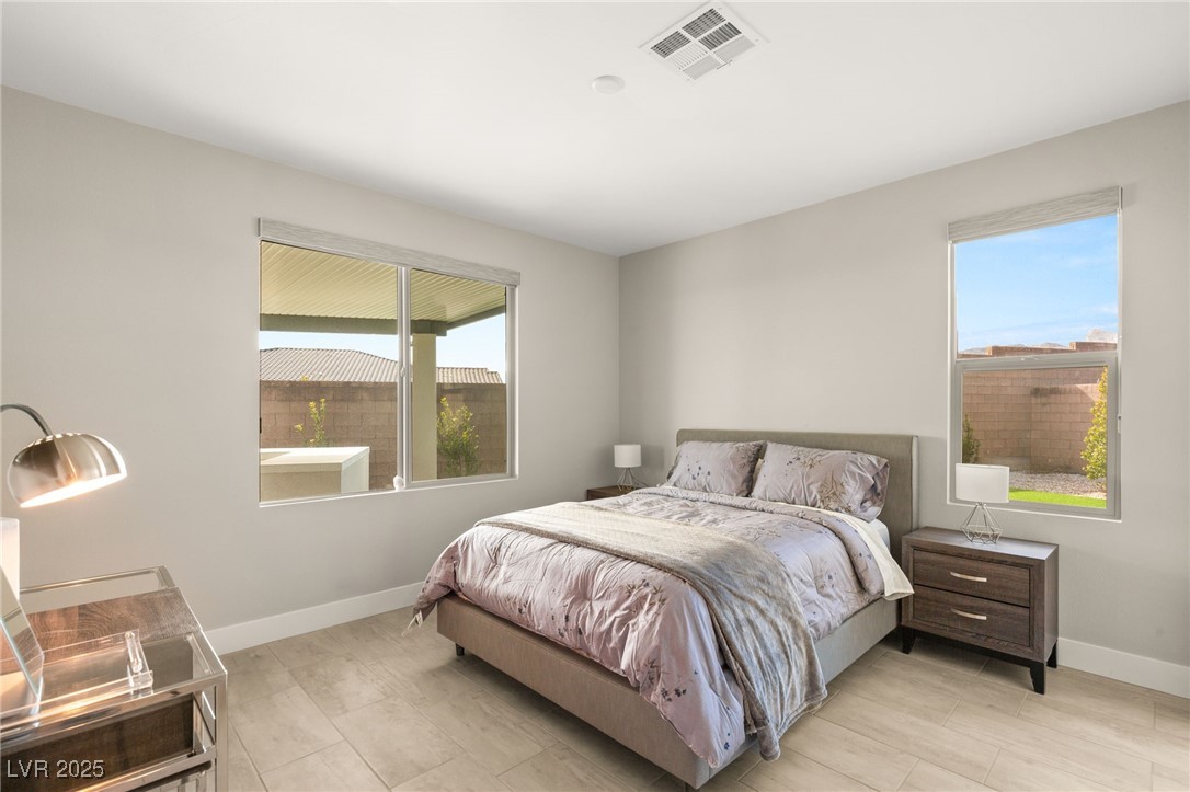 11943 Rockview Point Street