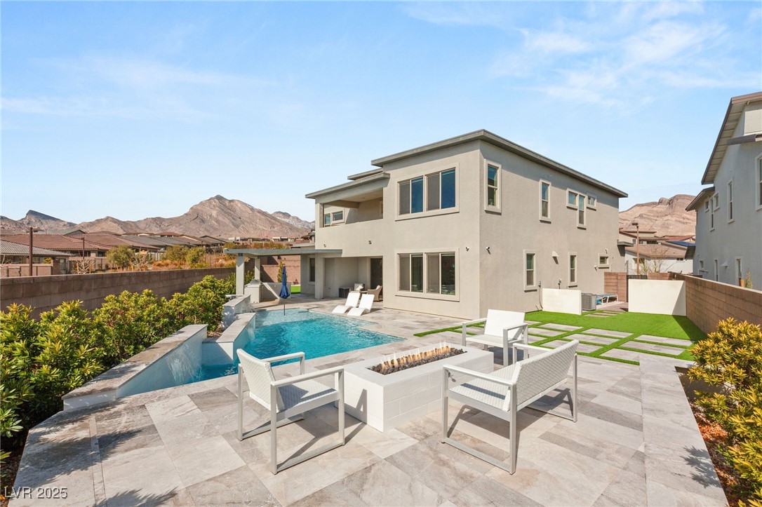 11943 Rockview Point Street