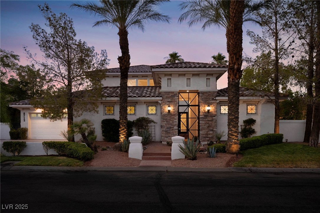 8712 Mesa Canogo Drive