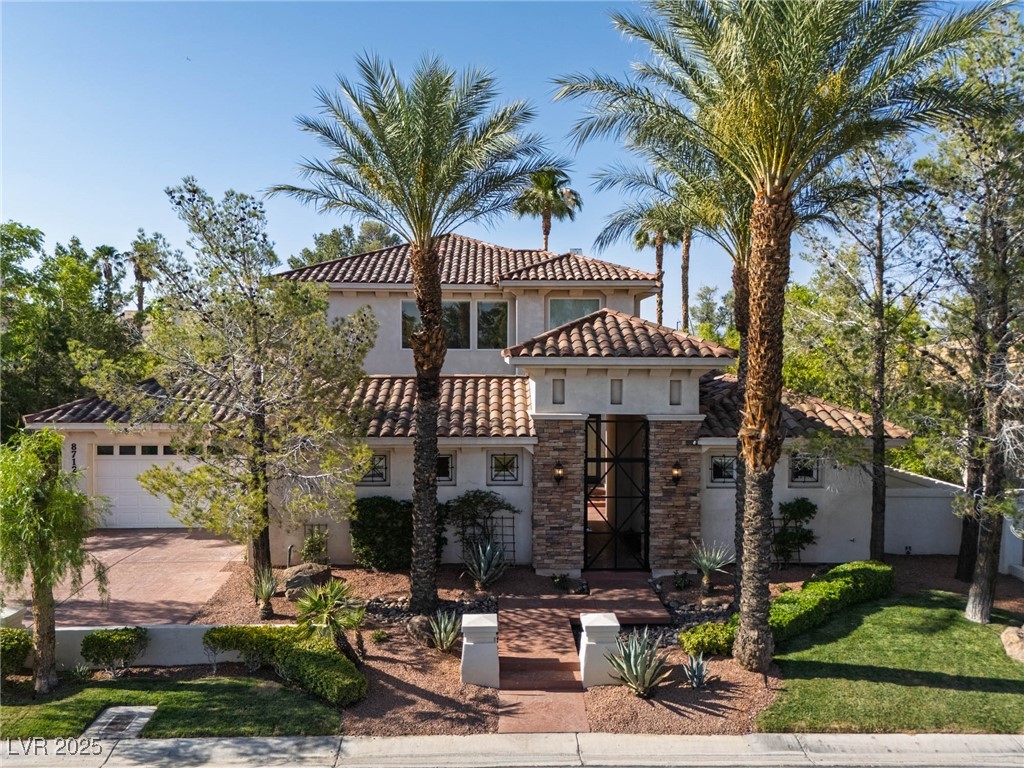 8712 Mesa Canogo Drive