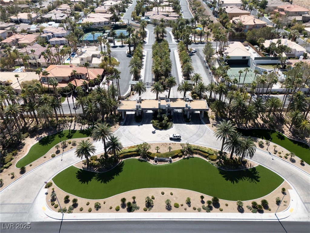 8712 Mesa Canogo Drive