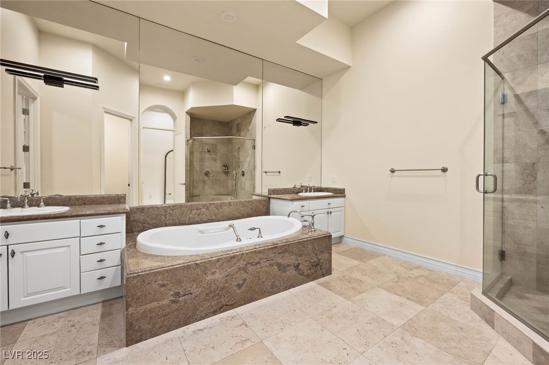 8712 Mesa Canogo Drive