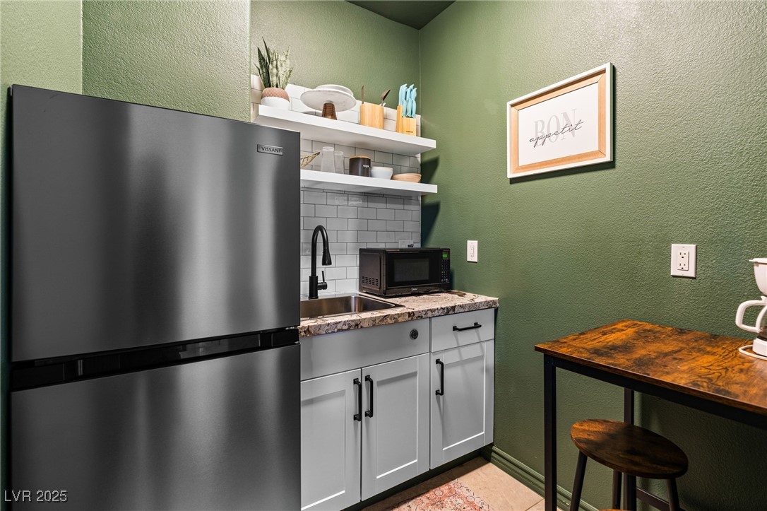 10420 Garland Grove Way