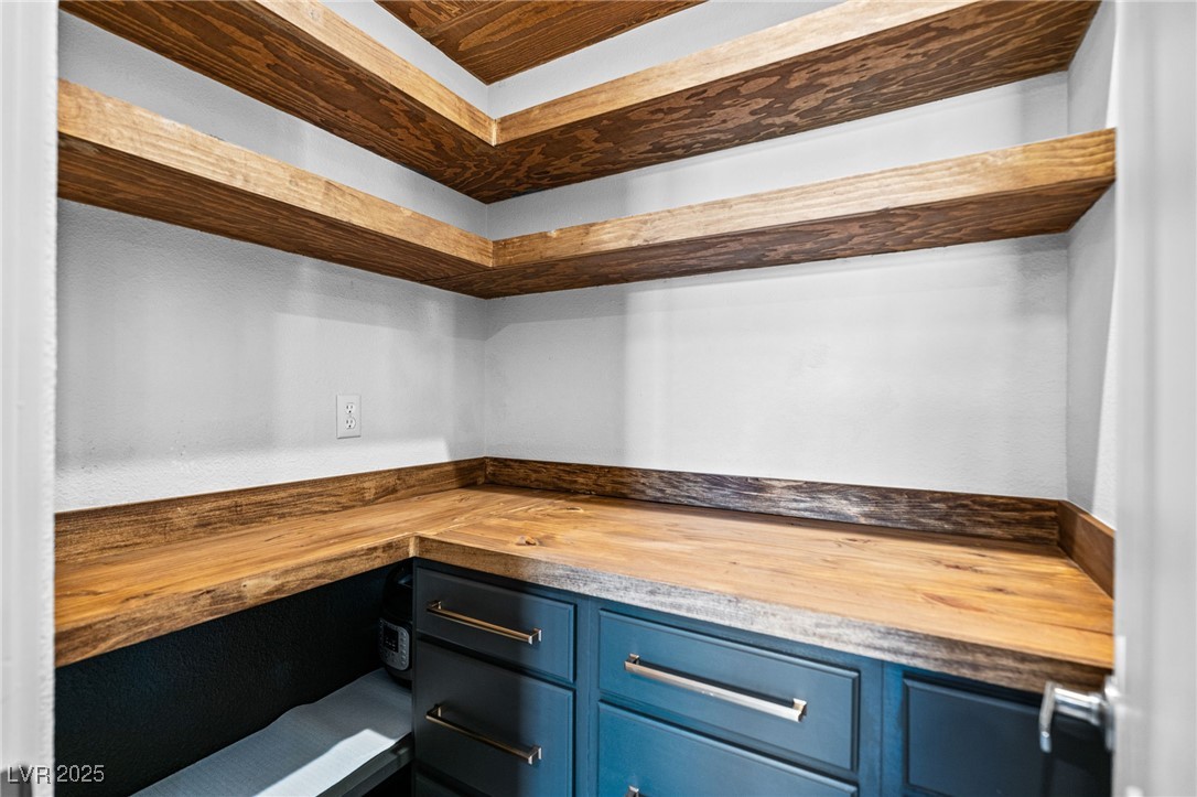 10420 Garland Grove Way