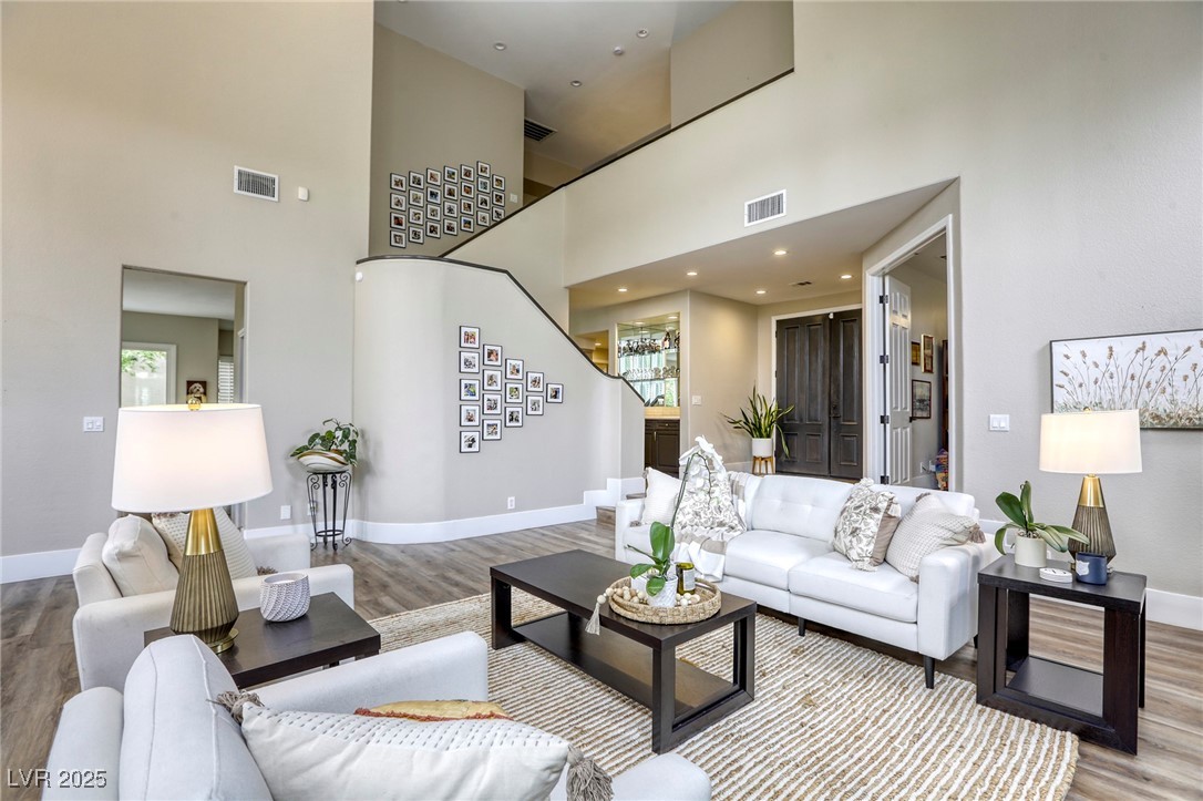 2024 Bay Hill Drive