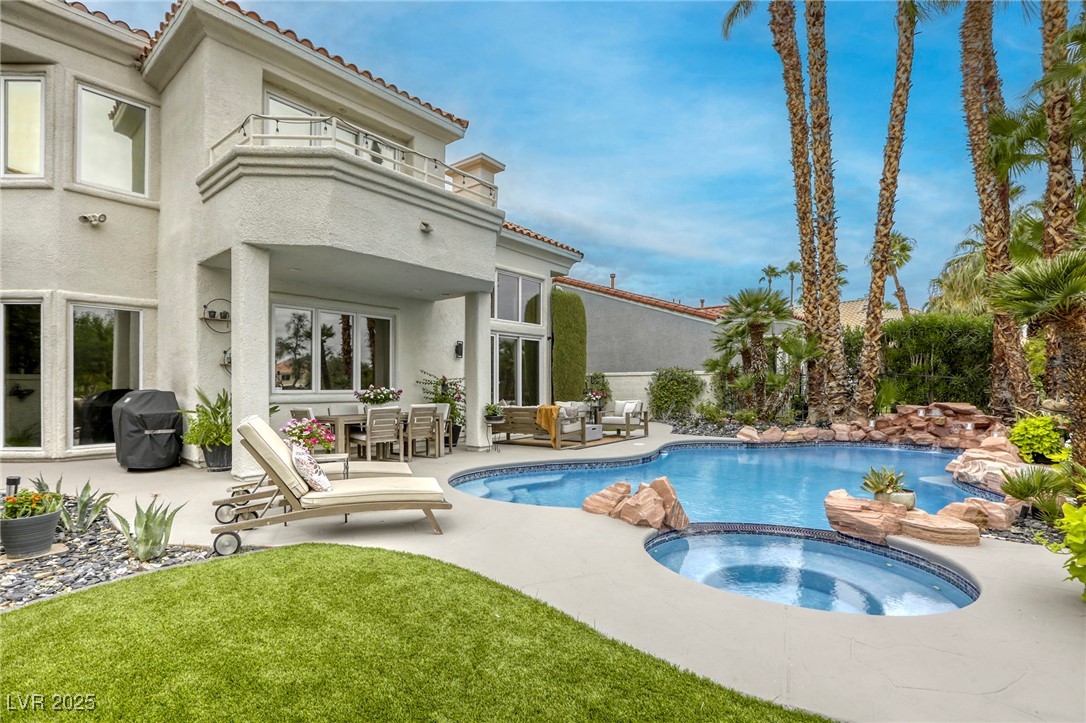 2024 Bay Hill Drive
