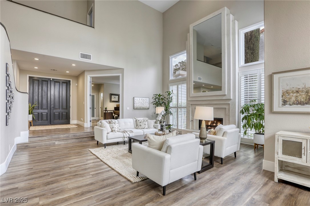 2024 Bay Hill Drive