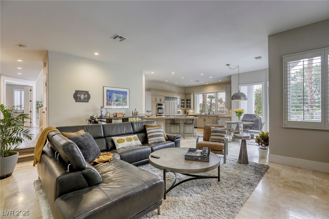 2024 Bay Hill Drive