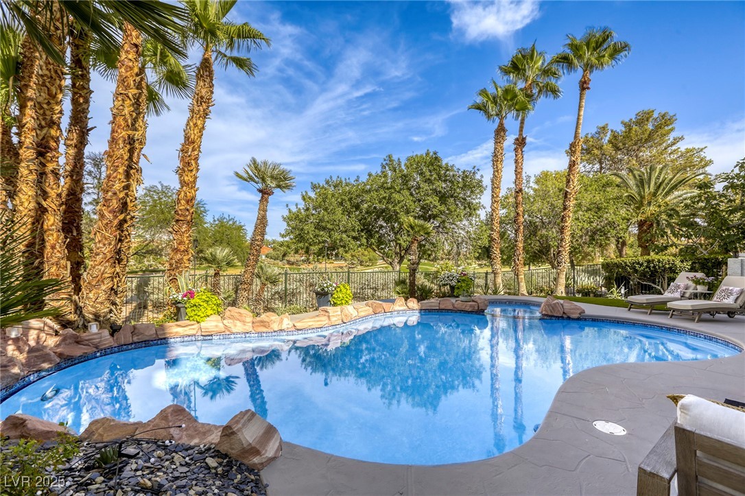 2024 Bay Hill Drive