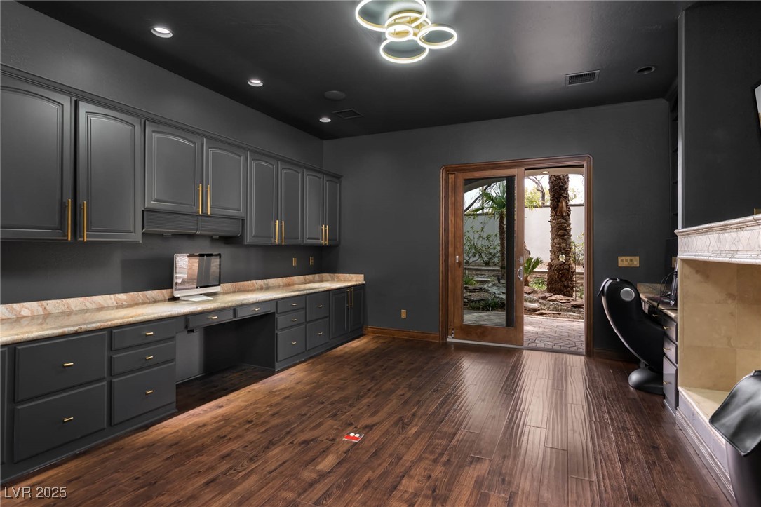 9325 Canyon Classic Drive