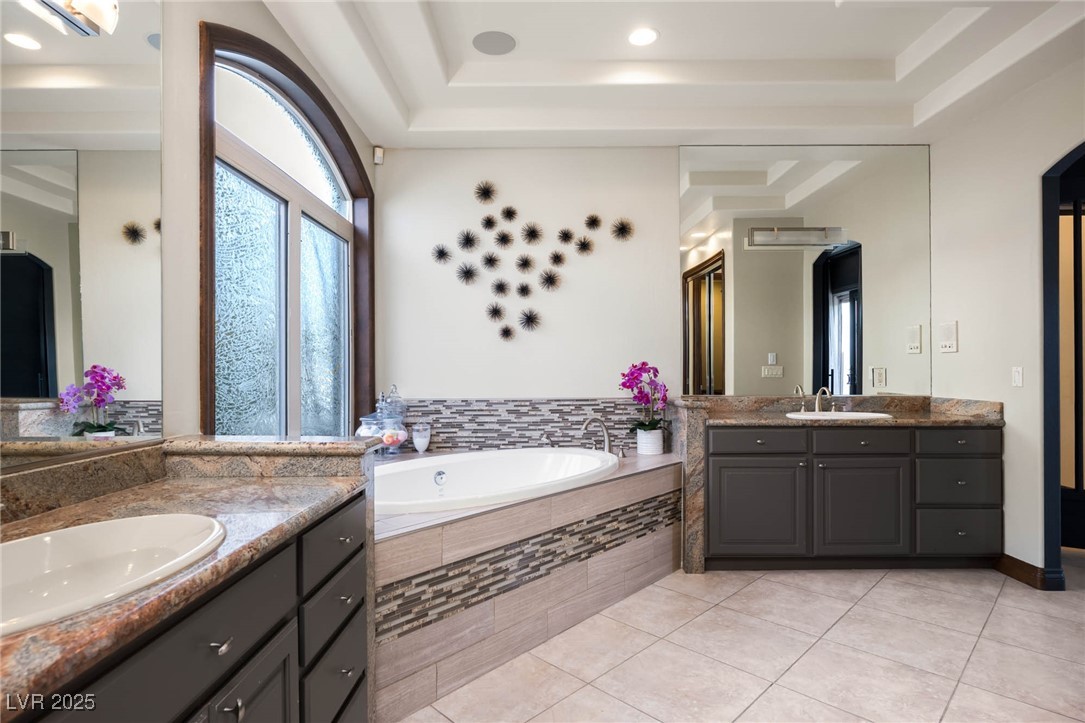 9325 Canyon Classic Drive