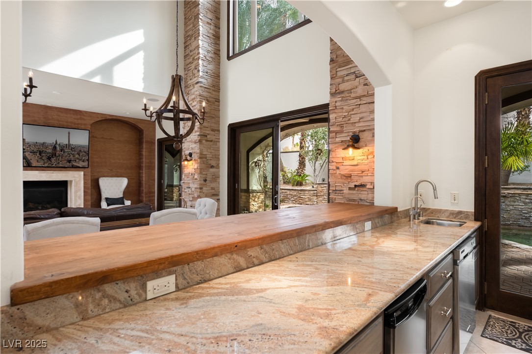 9325 Canyon Classic Drive