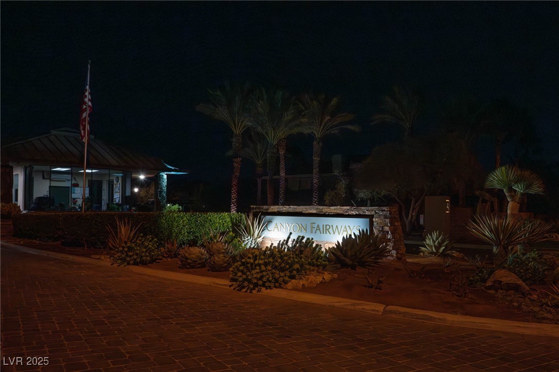 9325 Canyon Classic Drive