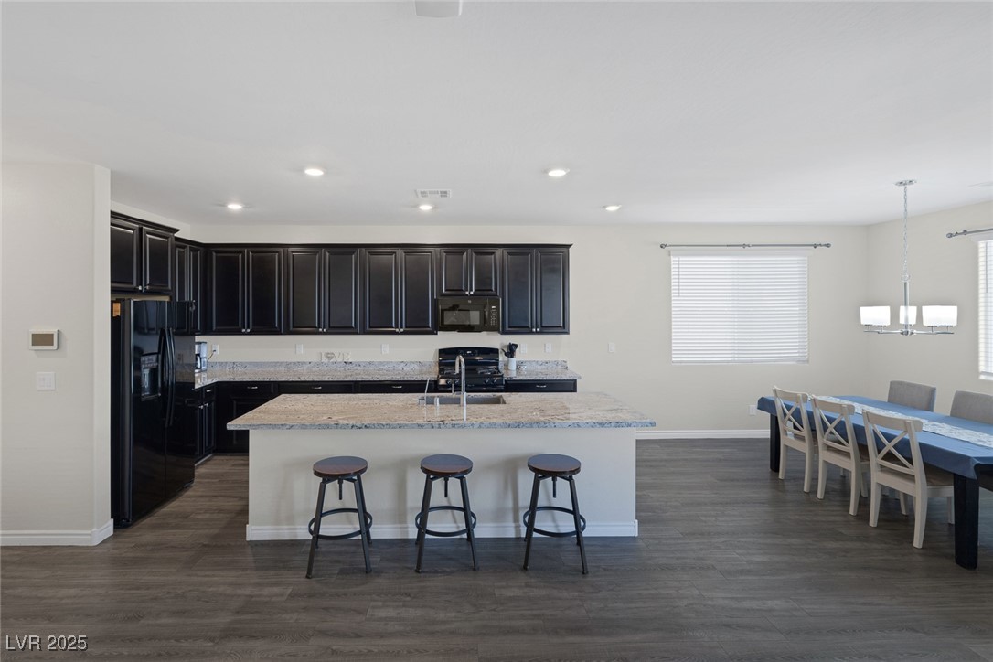 4050 Midnight Crest Avenue