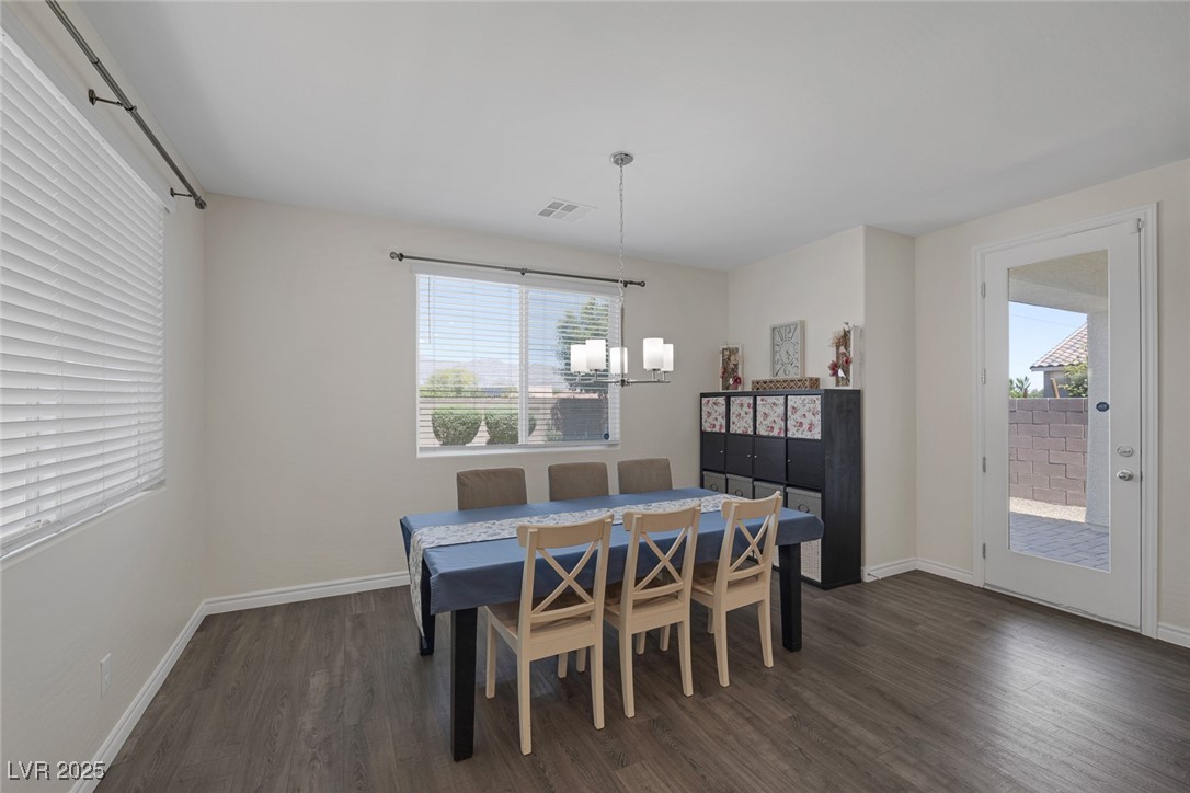 4050 Midnight Crest Avenue