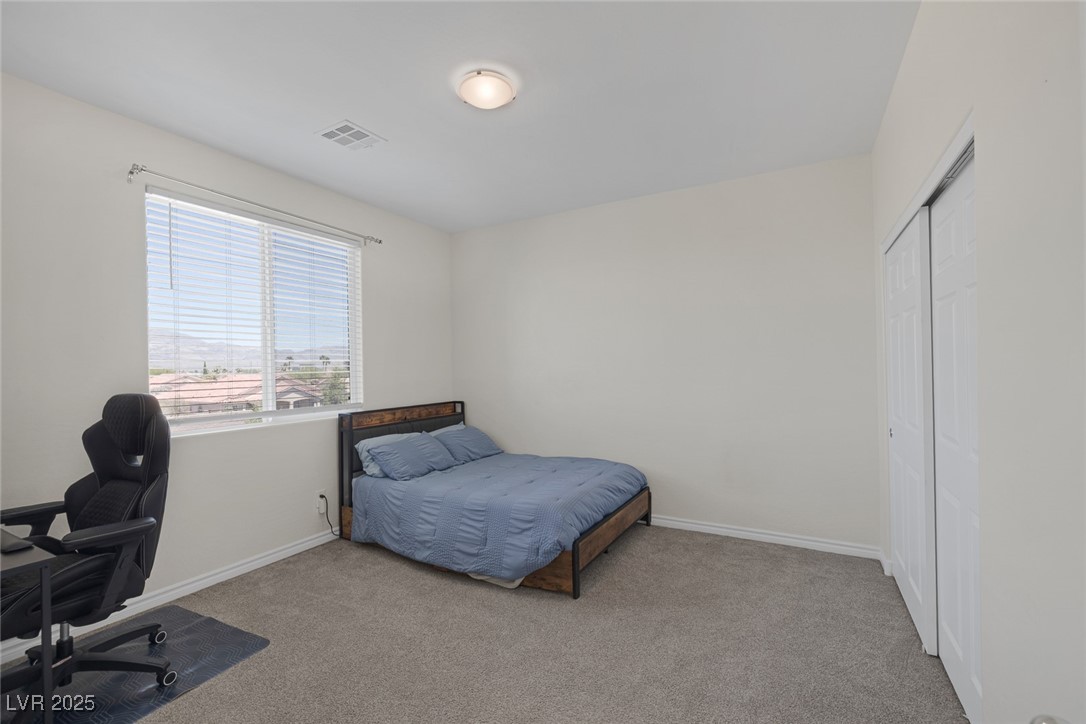 4050 Midnight Crest Avenue