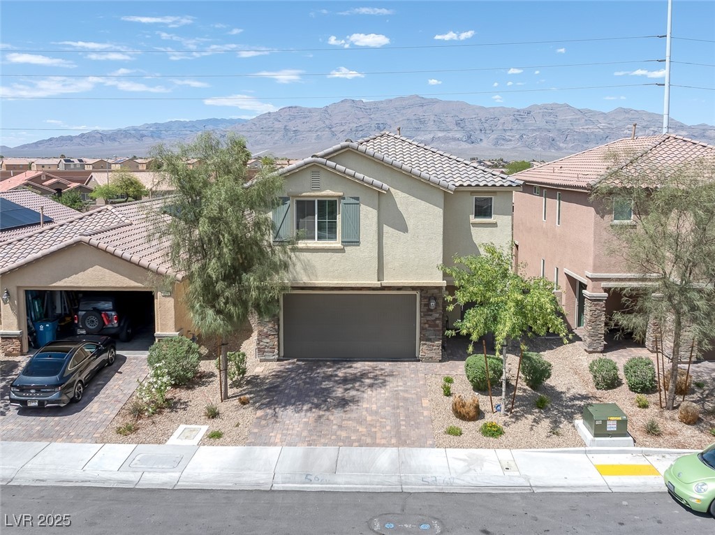 4050 Midnight Crest Avenue