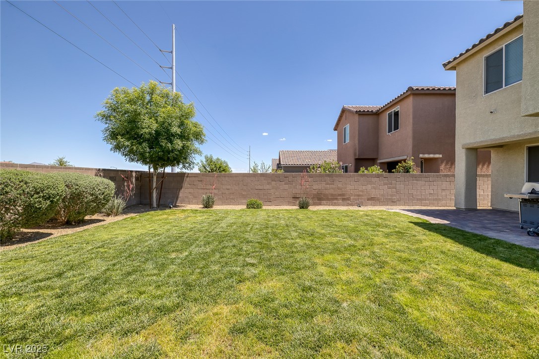 4050 Midnight Crest Avenue