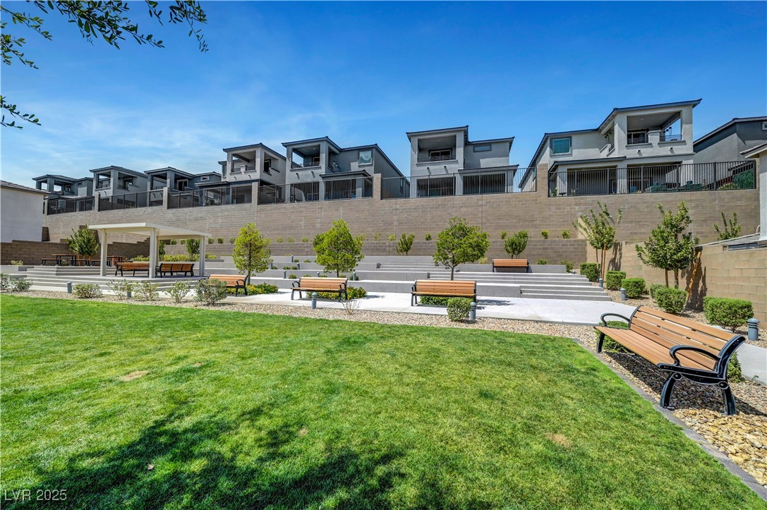 1586 Crested Eagle Street