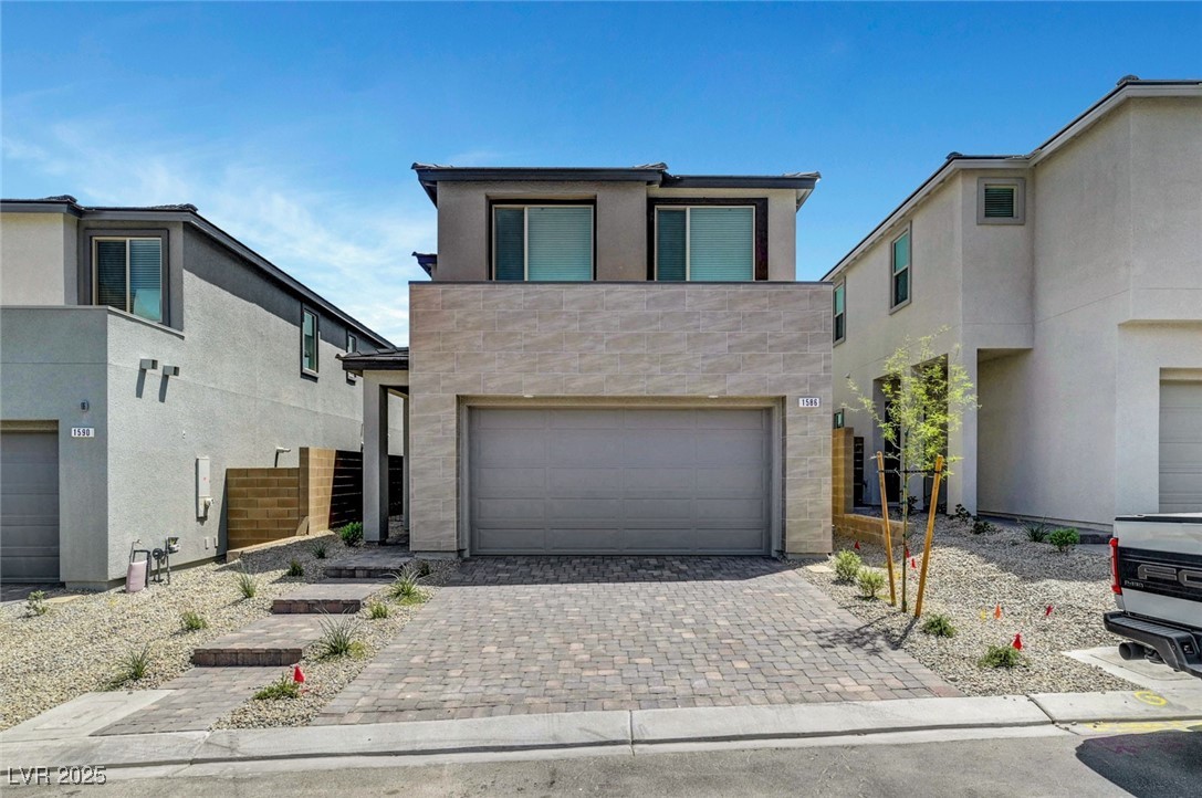 1586 Crested Eagle Street