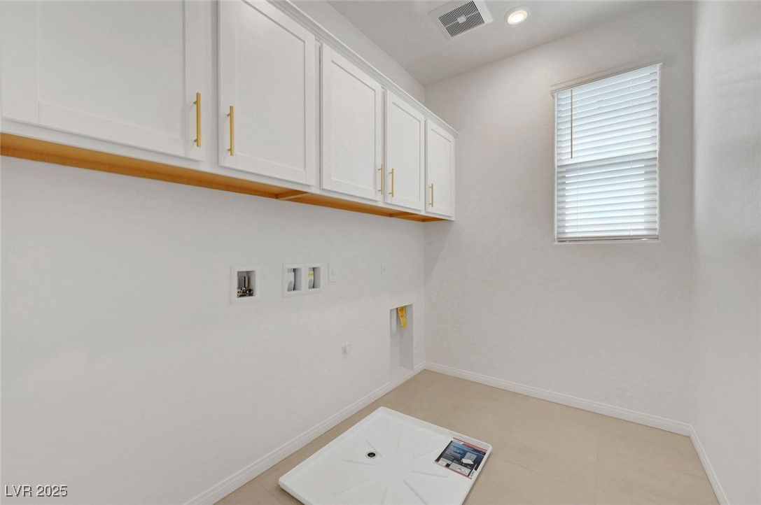 1586 Crested Eagle Street