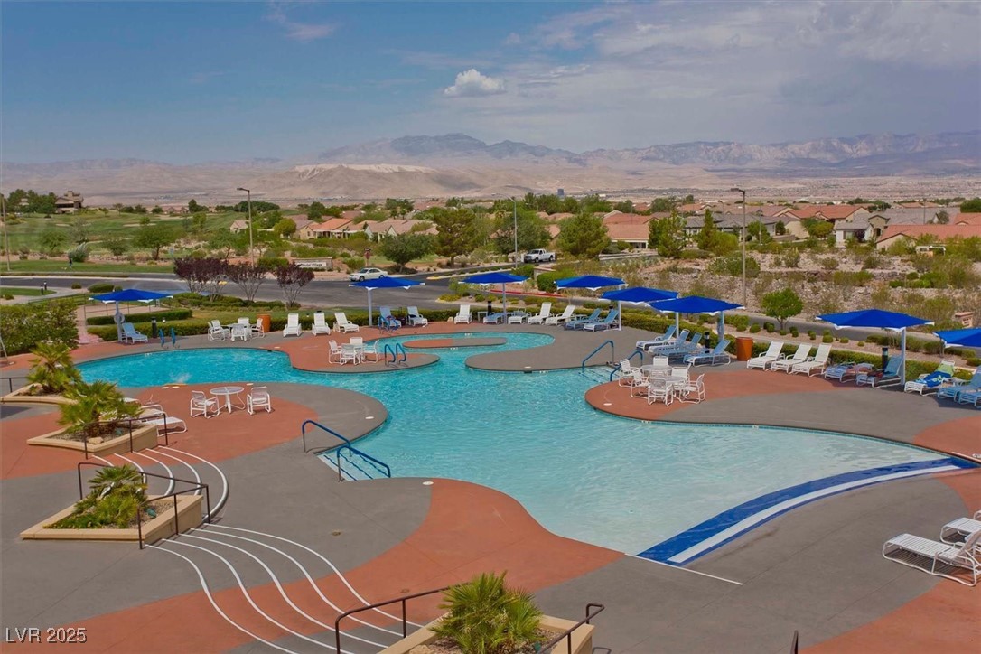 2790 Meadow Park Avenue